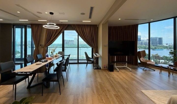 3-Bedroom Apartment Vinhomes Golden River District 1 - $2,462/month 121sqm 2,462 USD/month