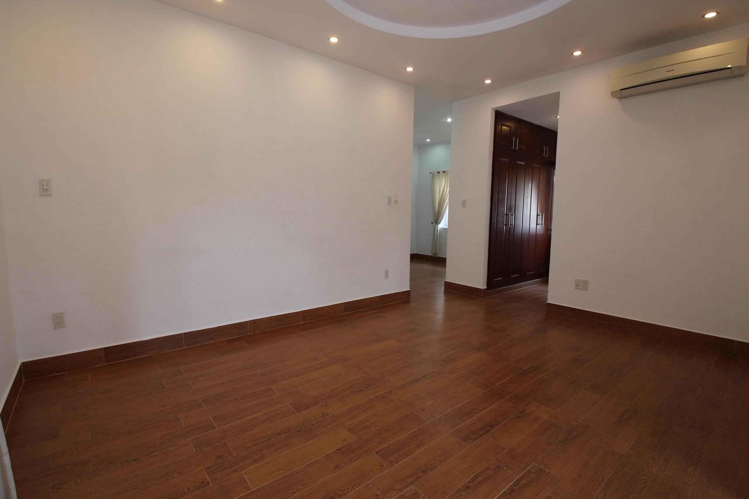 Villa for Rent in Thao Dien, District 2 450sqm 4,300 USD/month