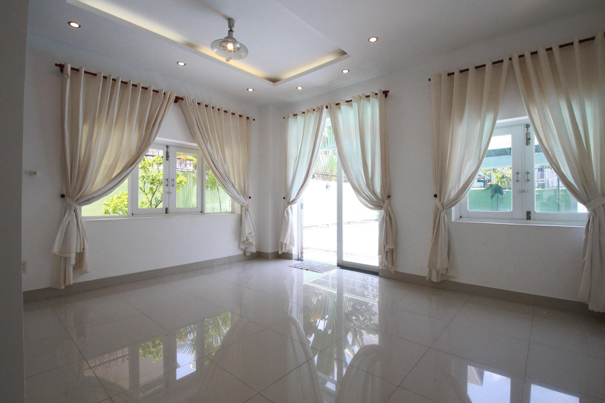 Villa for Rent in Thao Dien, District 2 450sqm 4,300 USD/month