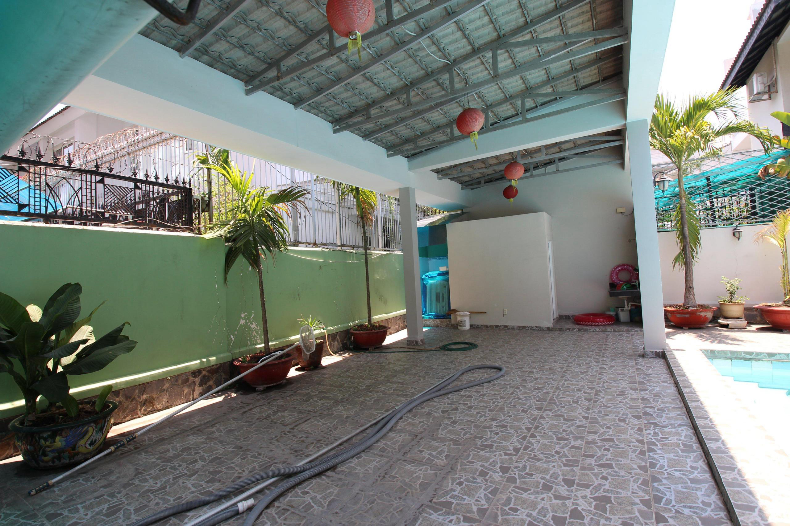 Villa for Rent in Thao Dien, District 2 450sqm 4,300 USD/month