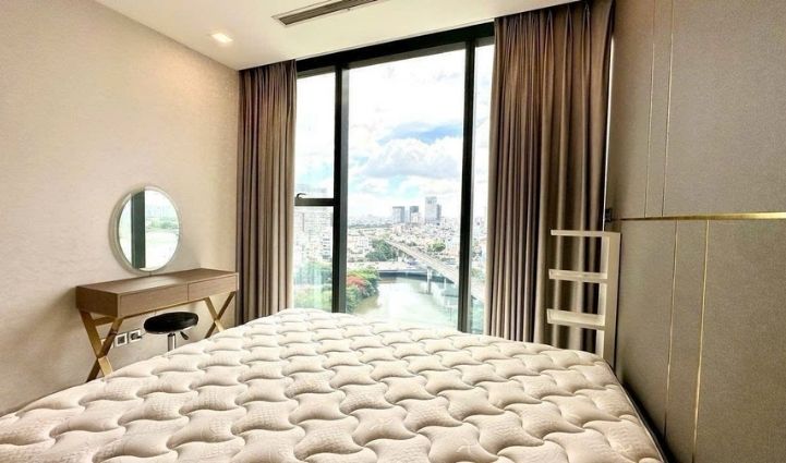 2-Bedroom Apartment Vinhomes Golden River, District 1 - $1,136/month 74sqm 1,136 USD/month