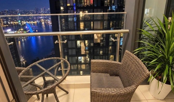 2-Bedroom Apartment Vinhomes Golden River, District 1 - $1,174/month 68sqm 1,174 USD/month