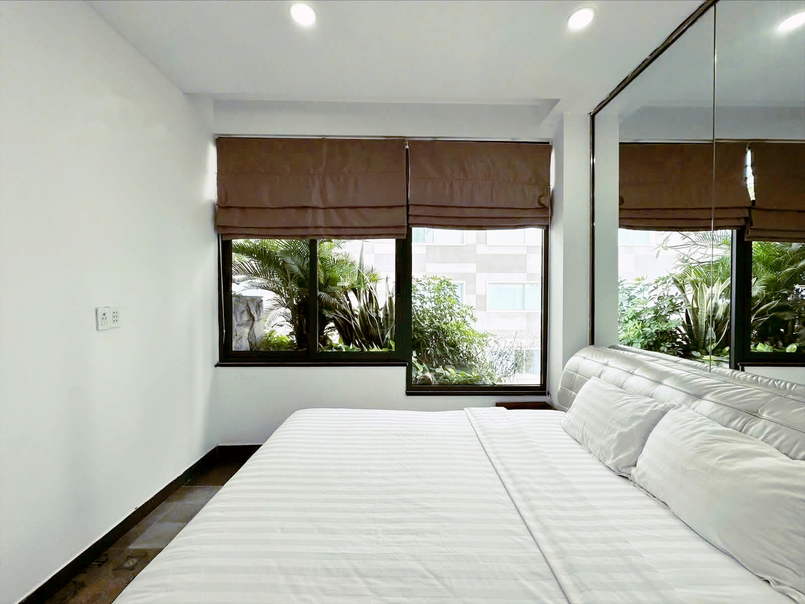 1 Bedroom Apartment for Rent in District 3, $700/month 45sqm 700 USD/month