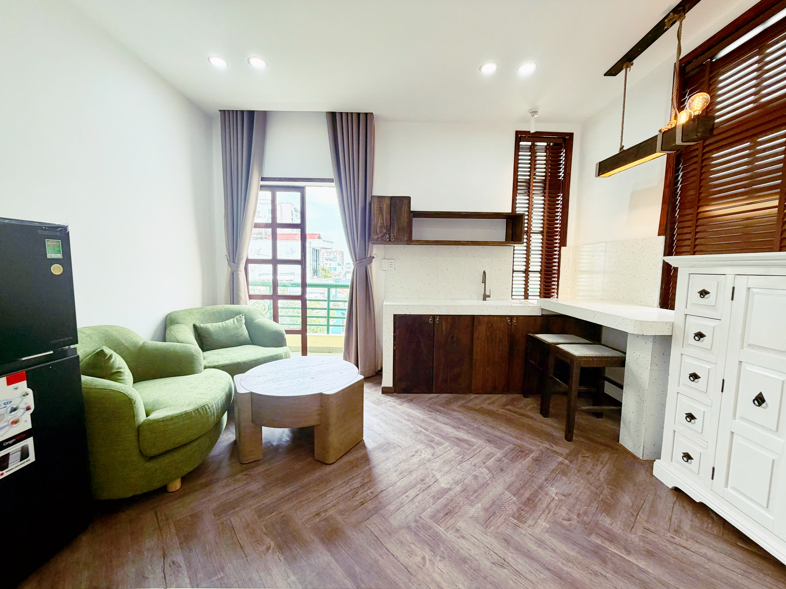1-Bedroom Serviced Apartment for Rent District 1, $650/month 45sqm 650 USD/month