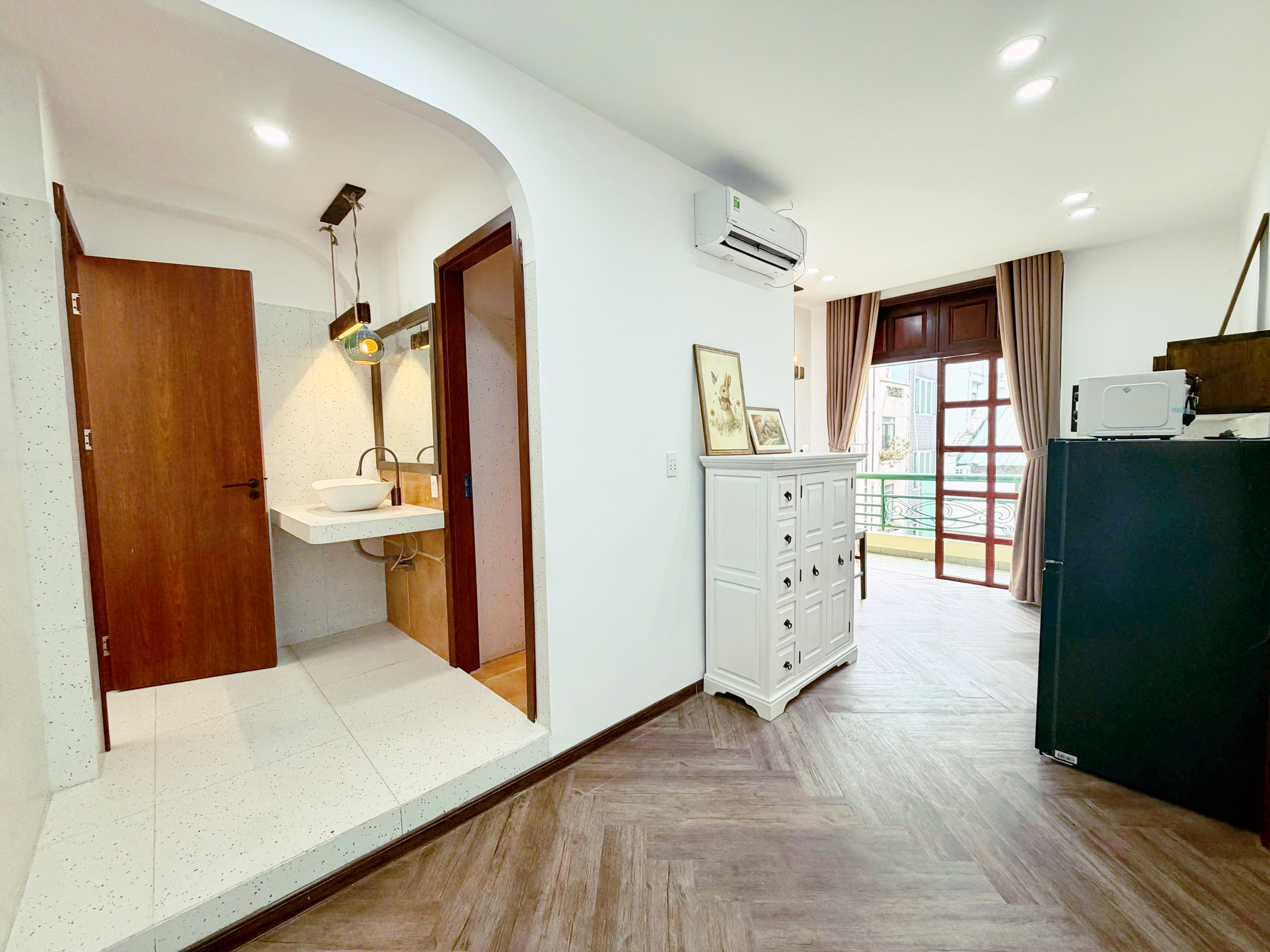 Serviced Apartment for Rent District 1, $670/month 50sqm 670 USD/month