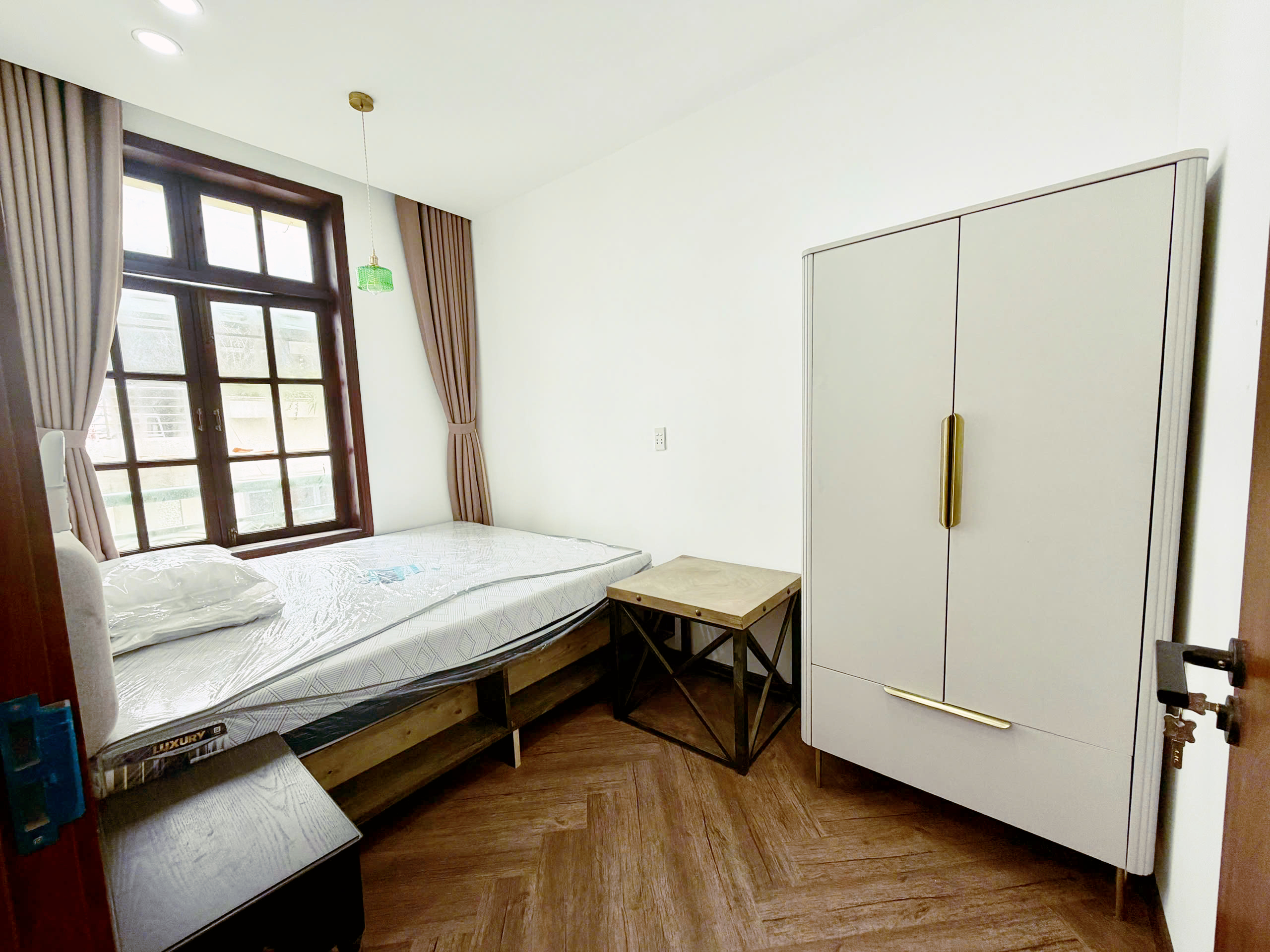 Serviced Apartment for Rent District 1, $670/month 50sqm 670 USD/month
