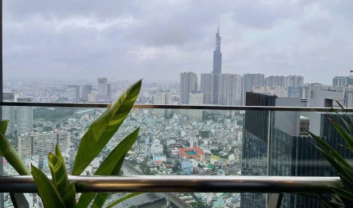 2-Bedroom Luxury Apartment Vinhomes Golden River - $1,136/month 68sqm 1,136 USD/month