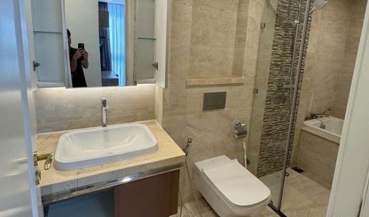 2-Bedroom Apartment Vinhomes Golden River, District 1, HCMC - $1,326/month 69sqm 1,326 USD/month