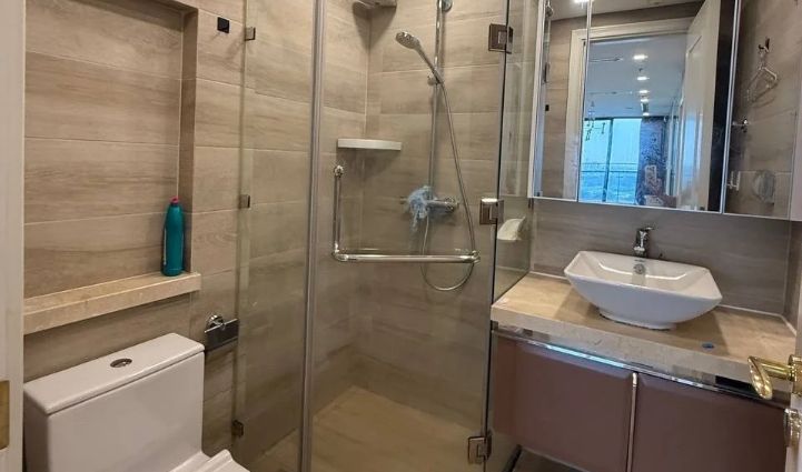 3-Bedroom Apartment Vinhomes Golden River, District 1 - $1,629/month 118sqm 1,629 USD/month