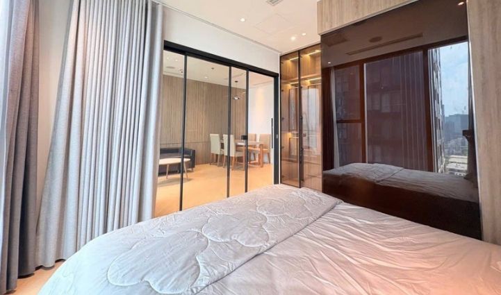 2-Bedroom Apartment Vinhomes Golden River, District 1 - $1,650/month 69sqm 1,650 USD/month