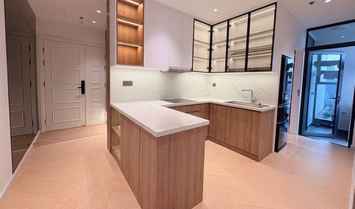 2-Bedroom Apartment Vinhomes Golden River, District 1 - $1,650/month 69sqm 1,650 USD/month