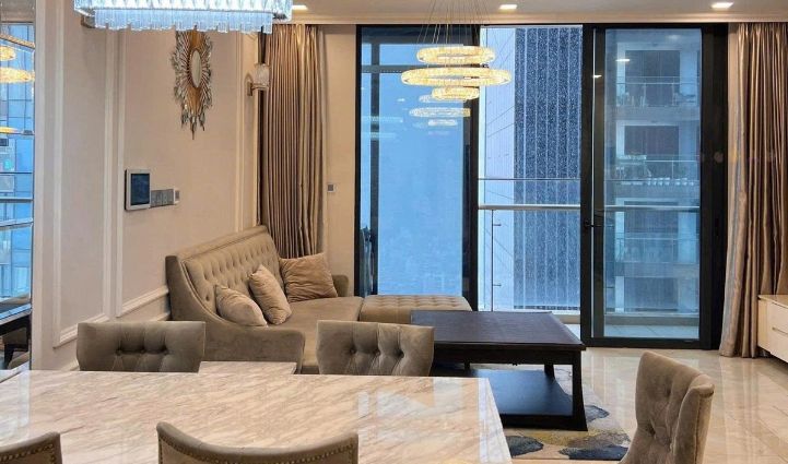 2-Bedroom Apartment Vinhomes Golden River, District 1 - $1,098/month 78sqm 1,098 /month