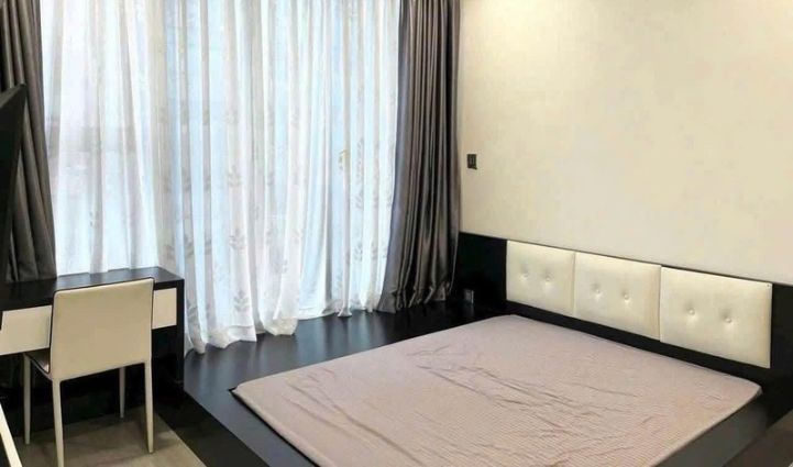 2-Bed Apartment Vinhomes Golden River, District 1 - $1,061/month 78sqm 1,061 USD/month