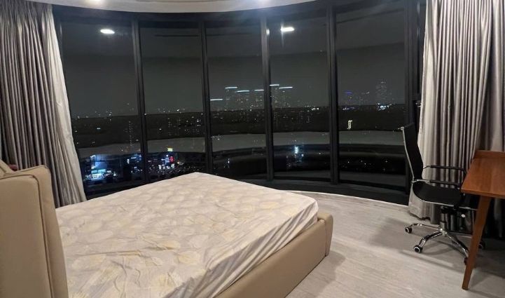 3-Bedroom Apartment Vinhomes Golden River, District 1 - $1,439/month 101sqm 1,439 USD/month