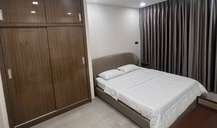3-Bedroom Apartment Vinhomes Golden River, District 1 - $1,439/month 101sqm 1,439 USD/month