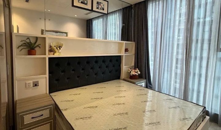 3-Bedroom Apartment Vinhomes Golden River District 1 - $2,083/month 119sqm 2,083 USD/month