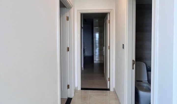 3-Bedroom Apartment Vinhomes Golden River, District 1 - $3,030/month 121sqm 3,030 USD/month