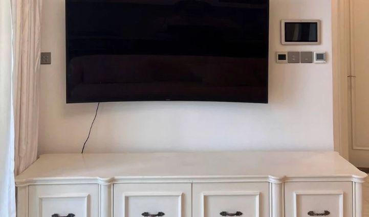 2-Bedroom Apartment Vinhomes Golden River, District 1, HCMC - $1,136/month 86sqm 1,136 USD/month