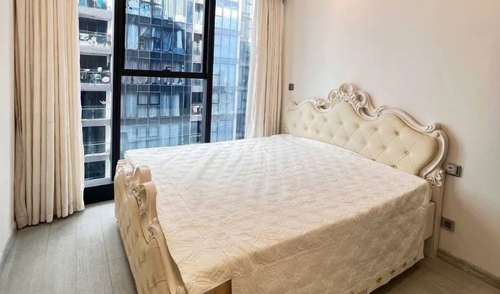 2-Bedroom Apartment Vinhomes Golden River, District 1, HCMC - $1,136/month 86sqm 1,136 USD/month