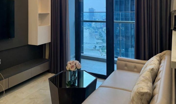 2-Bedroom Apartment Vinhomes Golden River, District 1 - $1,704/month 86sqm 1,704 USD/month