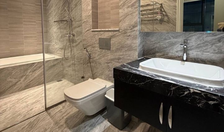 3-Bedroom Apartment Vinhomes Golden River - District 1, $2273/month 122sqm 2,273 USD/month
