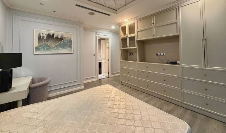 3-Bedroom Apartment Vinhomes Golden River - District 1, $2273/month 122sqm 2,273 USD/month