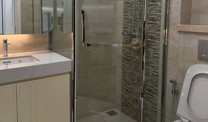 Vinhomes Golden River 1BR Apartment - $1,136/month 50sqm 1,136 USD/month