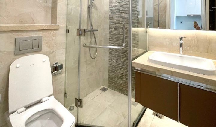 1BR Apartment Vinhomes Golden River, District 1 - $871/month 50sqm 871 USD/month