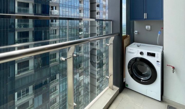 1BR Apartment Vinhomes Golden River, District 1 - $871/month 50sqm 871 USD/month