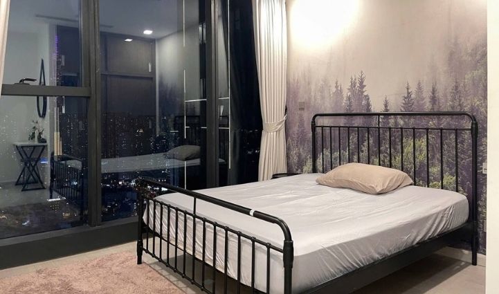 2-Bedroom Luxury Apartment Vinhomes Golden River - $1,136/month 72sqm 1,136 USD/month