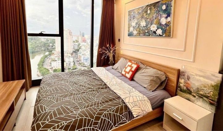 2-Bedroom Apartment Vinhomes Golden River, District 1 - $1,477/month 80sqm 1,477 USD/month