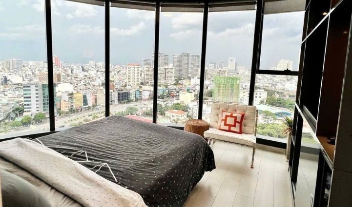 2-Bedroom Apartment Vinhomes Golden River, District 1 - $1,477/month 80sqm 1,477 USD/month