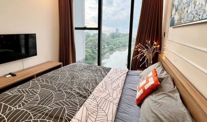 2-Bedroom Apartment Vinhomes Golden River, District 1 - $1,477/month 80sqm 1,477 USD/month
