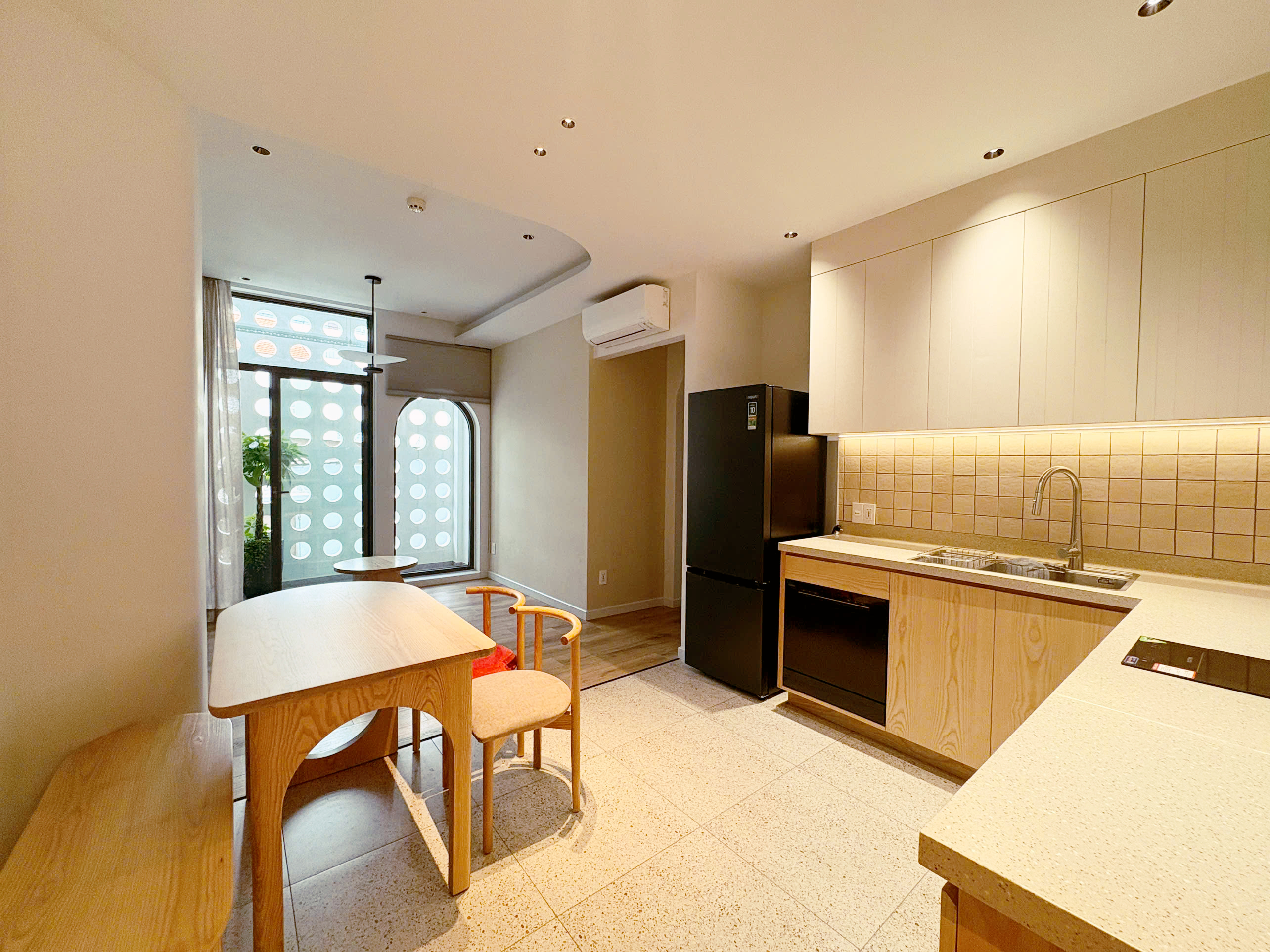 2-Bedroom Serviced Apartment Thao Dien, District 2 — $1,100/month 80sqm 1,100 /month