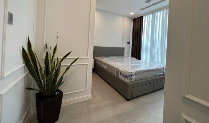 2-Bedroom Luxury Apartment Vinhomes Golden River - $1,326/month 78sqm 1,326 USD/month