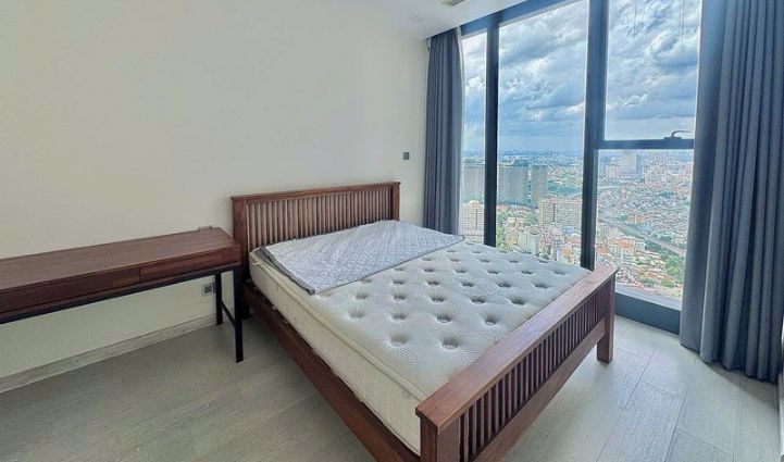 1BR Apartment Vinhomes Golden River - $947/month, District 1 49sqm 947 USD/month