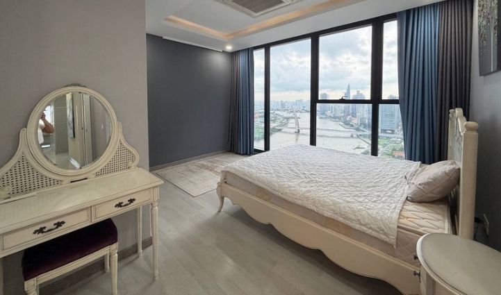 3-Bedroom Luxury Apartment Vinhomes Golden River - $2,841/month 157sqm 2,841 USD/month