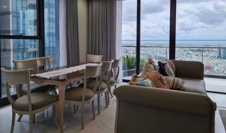 3-Bedroom Luxury Apartment Vinhomes Golden River - $2,841/month 157sqm 2,841 USD/month