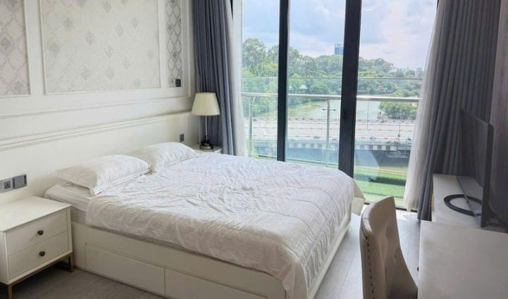 3-Bedroom Luxury Apartment Vinhomes Golden River - $1,894/month 105sqm 1,894 USD/month