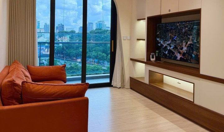 3-Bedroom Apartment Vinhomes Golden River District 1 - $2,083/month 110sqm 2,083 /month
