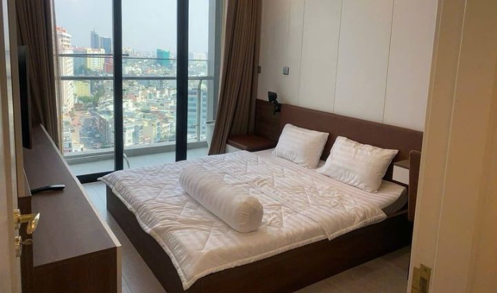 1-Bedroom Apartment Vinhomes Golden River, District 1 - $947/month 60sqm 947 USD/month