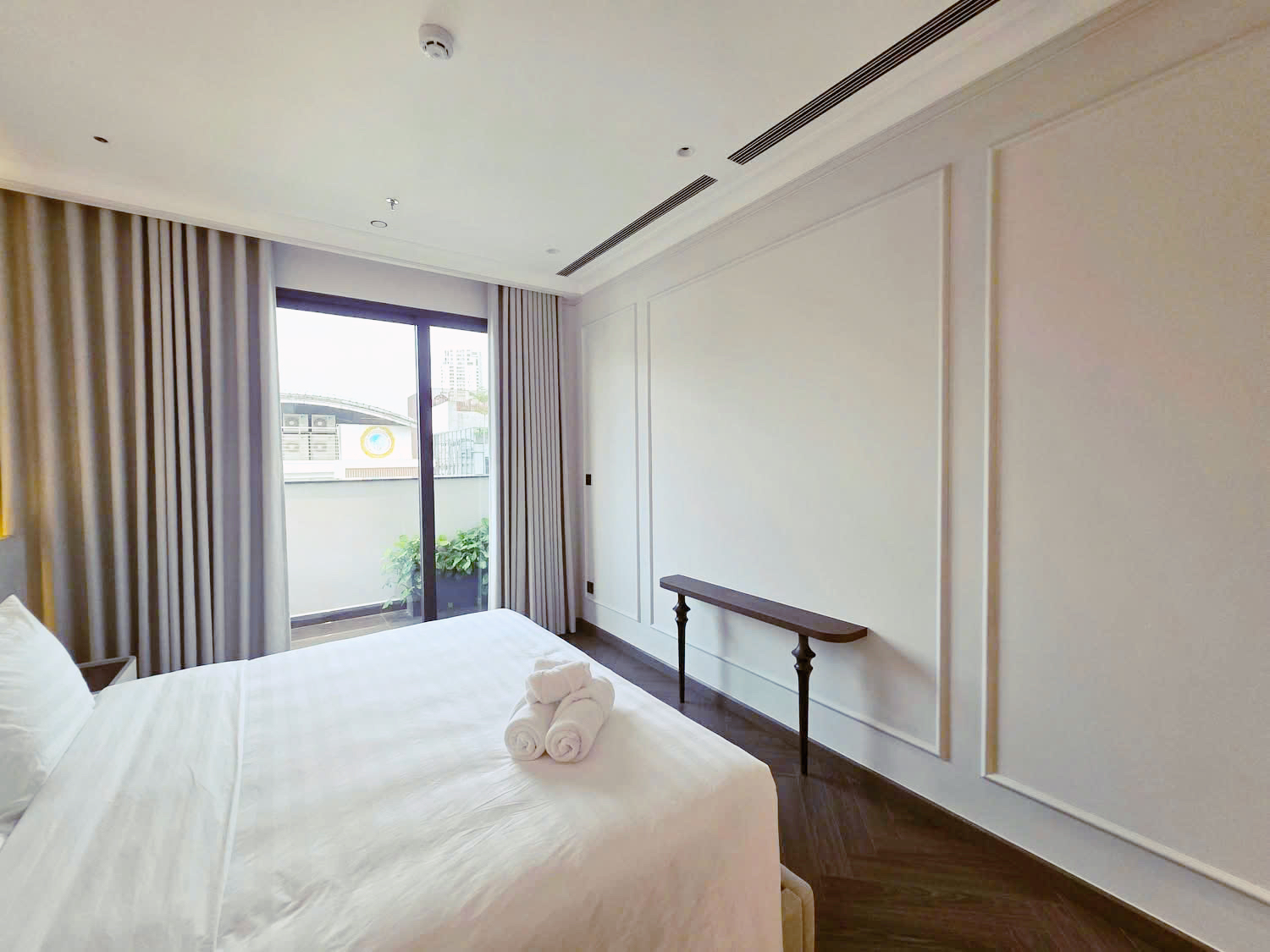 Small Building Apartment for Rent in Thao Dien, District 2 HCMC 286sqm 5,300 USD/month