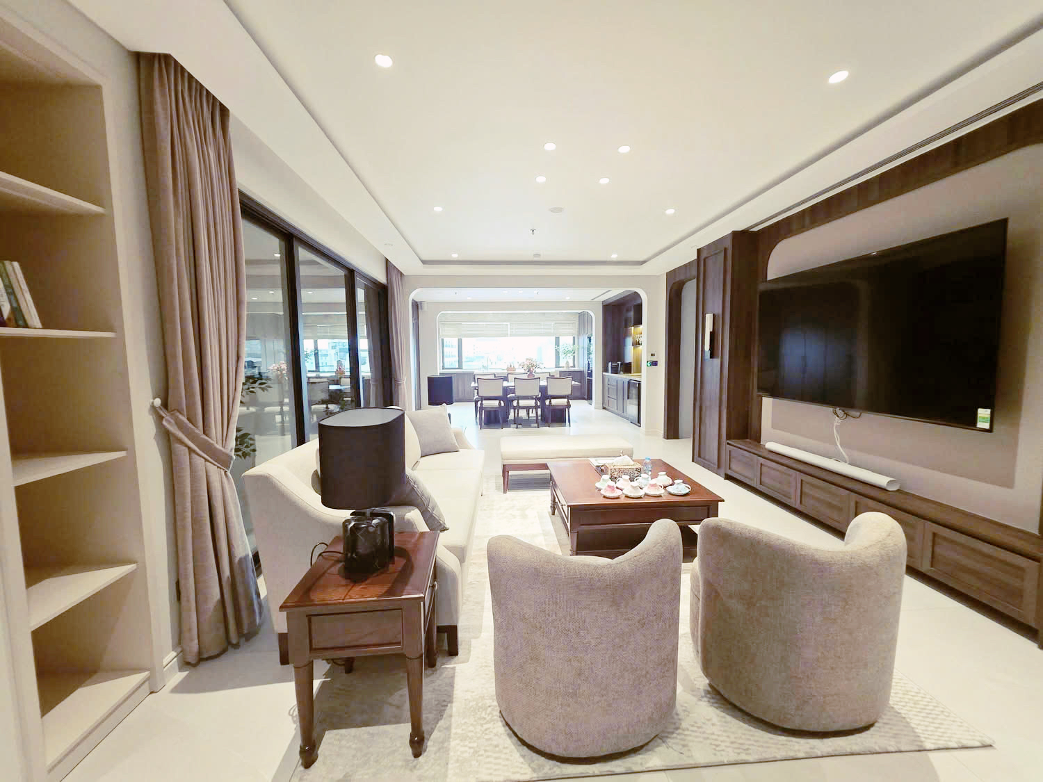 Small Building Apartment for Rent in Thao Dien, District 2 HCMC 286sqm 5,300 USD/month
