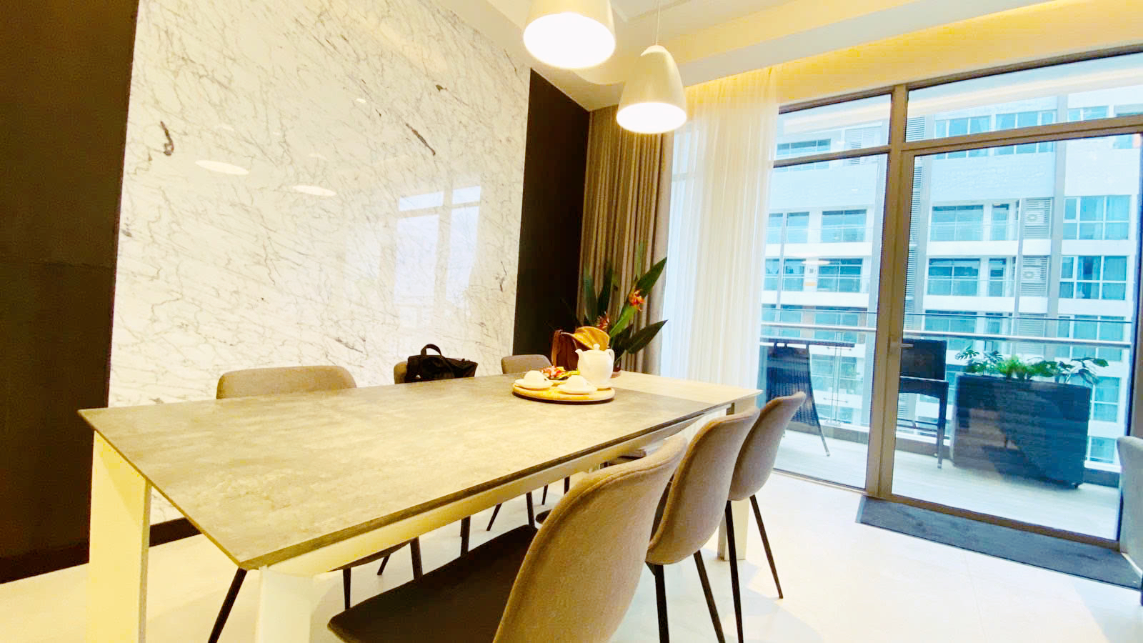 Penthouse for Rent Vinhomes Central Park Binh Thanh, HCMC 180sqm 3,500 USD/month