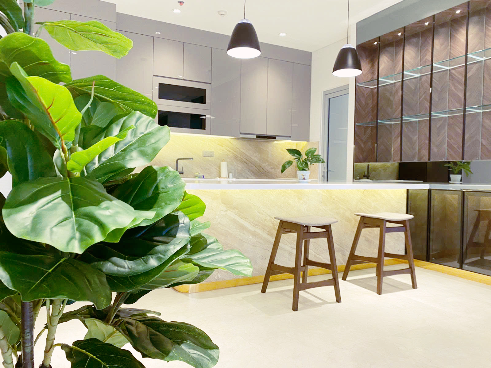 Penthouse for Rent Vinhomes Central Park Binh Thanh, HCMC 180sqm 3,500 USD/month