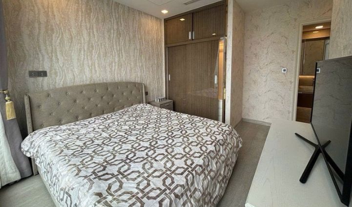 Vinhomes Golden River Apartments for Rent: 2BR with Landmark 81 View 72sqm 1,326 USD/month