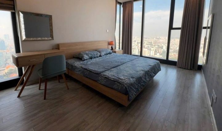 2-Bedroom Apartment Vinhomes Golden River, District 1 - $1,212/month 68sqm 1,212 USD/month