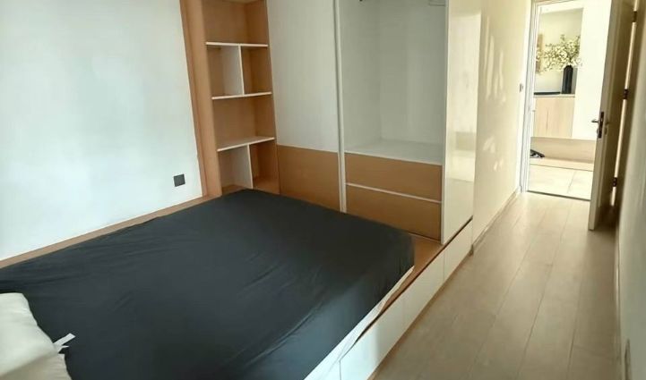 Vinhomes Golden River 2BR Apartment Saigon Ward - $1,061/month 68sqm 1,061 USD/month
