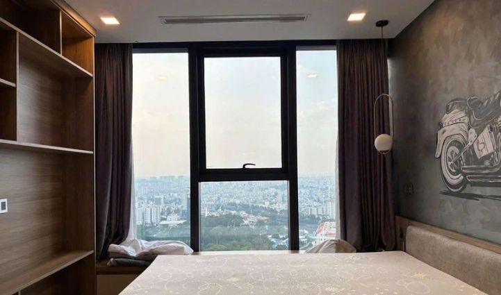 3-Bedroom Luxury Apartment Vinhomes Golden River, District 1 - $1,704/month 110sqm 1,704 USD/month