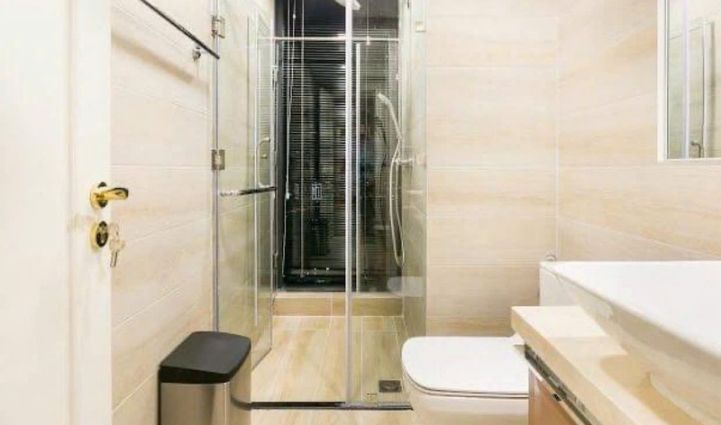 3-Bedroom Apartment Vinhomes Golden River, District 1 - $2,083/month 126sqm 2,083 USD/month